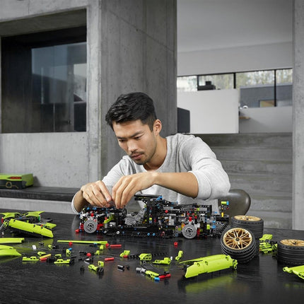 LEGO Technic Lamborghini Sián FKP 37 - 42115