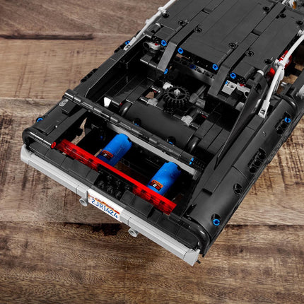 LEGO Technic Dom's Dodge Charger - 42111