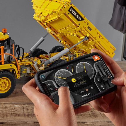 LEGO Technic Volvo 6x6 Truck met Kieptrailer - 42114