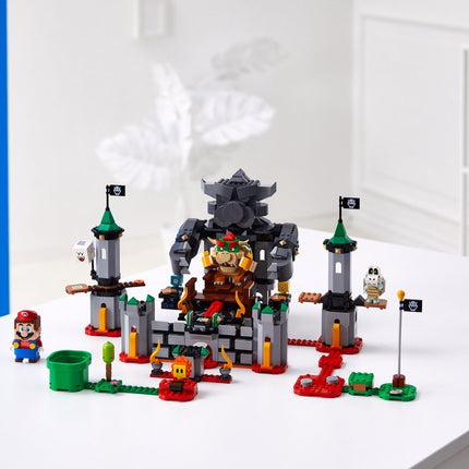 LEGO Super Mario Uitbreidingsset Eindbaasgevecht op Bowsers Kasteel - 71369
