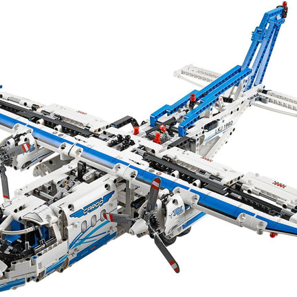 LEGO Technic Vrachtvliegtuig - 42025